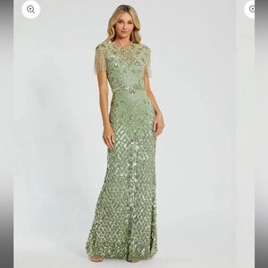 Mac Duggal Green High Neck Sleeveless Beaded Fringe Fitted Gown